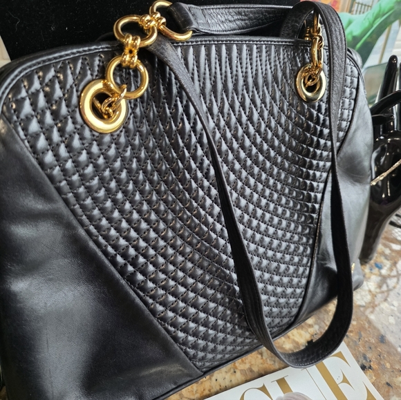 BALLY~ Buttery Lambskin Bag! SO GOOD! - Picture 17 of 17